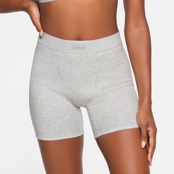 SKIMS Cotton Rib Boxer in Heather Gray - Picture 2 of 2